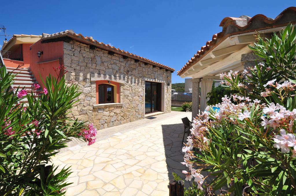 B&B I Graniti Sardi วิลลัสซีมีอุส ภายนอก รูปภาพ