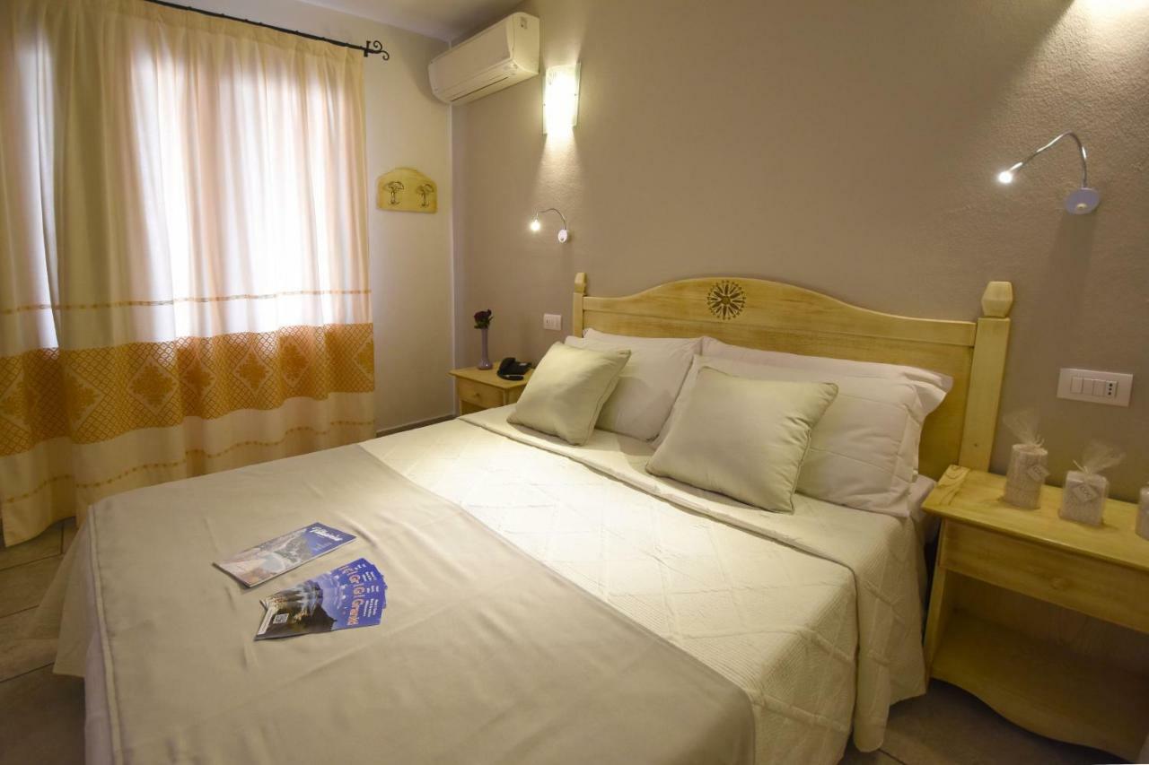 B&B I Graniti Sardi วิลลัสซีมีอุส ภายนอก รูปภาพ